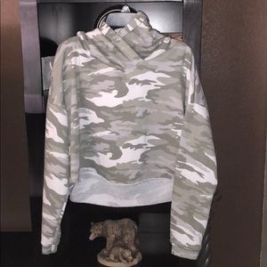 Rue 21 Crop Top Size M